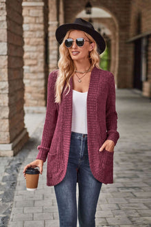 Damen nan langer gerippter Cardigan mit aufgesetzten Taschen und offener Front Drune – Weinrot