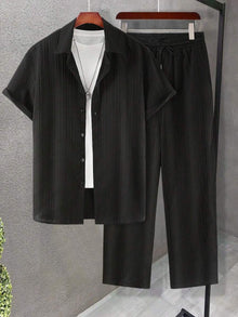 Elegantes Herren-Set in Plissee-Optik | Hemd & Lange Hose – Schwarz
