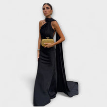 Elegantes Off-Shoulder Halter Maxikleid – Schwarz