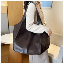 Lunara | Geräumige Ledertasche – Dunkelbraun