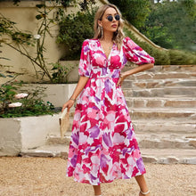 Liriane | Elegantes Midi-Kleid mit verspieltem Druck – Rosa
