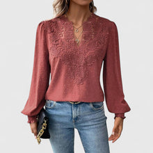 Catherine | Bluse mit V-Ausschnitt – Rotwein