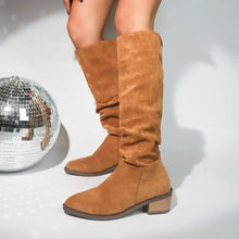 Kniehohe Stiefel | Veloursoptik | Geraffter Schaft – Braun