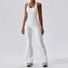 Alira | Yoga Einteiler Mit Figurbetontem Design & Flare-Bein – Schwanweiß