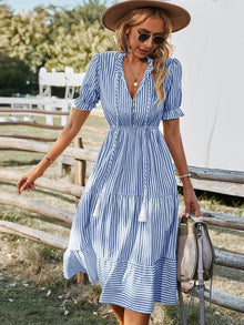 Liriane | Verspielt gestreiftes Kleid – Blau