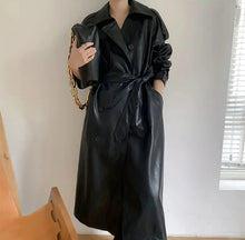 Stilvoller Langer Mantel Leder Material Mit Gürtel Für Damen | Perfekt für den Alltag – Schwarz