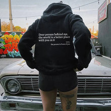 Oversized Hoodie mit Statement | Herzliche Botschaft | Kuscheliger Streetstyle – Schwarz
