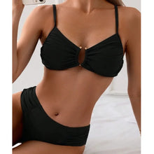 MILENA | Bikini mit dekorativem Cut-Out und elegantem Halt für Sommertage – Schwarz