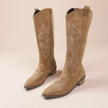 WildWest Chic | Stylische Cowboy-Stiefel für Damen – Dunkelbraun