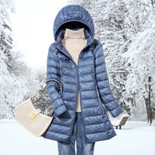 Henriette – Ultraleichte Daunen Herbst Jacke – Blau