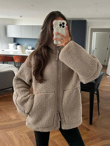 Gemma | Kuschelige Teddyjacke – Braun