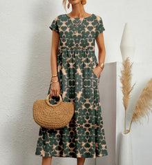 Liriane | Luftiges Kleid mit Blumenmuster – Grün