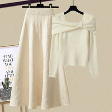 Strick-Set mit A-Linien-Rock | Schulterfreier Pullover | Femininer Chic – Weiß