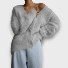 Laria – Kuscheliger Cardigan mit klassischem Schnitt – Grau