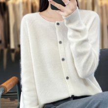 Kuschelige Strick-Cardigan | Klassisch & Zeitlos | Weiche Haptik – Weiß