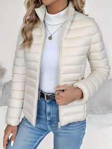 Maelia - federleichte Steppjacke – Off-White