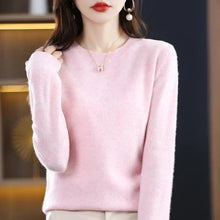Erica - Ein Kaschmirpullover mit klassischem Rundhalsausschnitt – Hellrosa