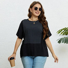 Tara - Gestreiftes Sommer T-Shirt – Schwarz