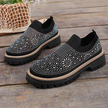 Urbaner Glanz™ Slip-On Sneaker mit Profilplateau – Schwarz