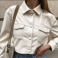 Lässige Crop-Top Lederjacke Mit Knöpfen Für Damen | Perfekt für lässige Tage – Weiß