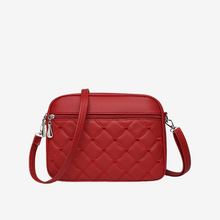 Erica Damen Umhängetasche aus Kunstleder in Silberoptik – Rot