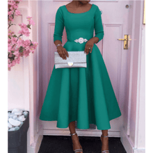 Midikleid mit 3/4-Ärmeln | Ausgestellter Rock | Femininer Rundhalsausschnitt – Grün