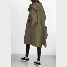 DuraCoat Winddichte Langjacke mit Kapuze – Armeegrün