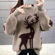 Doris | Gestrickter Damen-Weihnachtspullover mit Rentiermotiv – Braun