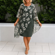 Felleria™ Kleid mit floraler Schicht und raffinierter Silhouette – Grün