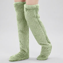 (KAUF 1, ERHALTE 2 GRATIS) Veloura™ Premium Kuschelsocken aus Weichem Plüschstoff – Grün