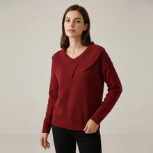 Noelle™ Pullover aus strukturiertem Strick mit stilisiertem Kragen – Rot