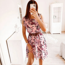 Serenelle™ Kleid mit Floraler Eleganz und Sofistischem Charme – Rosa