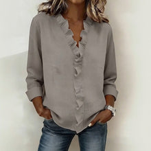 Sorelle™ Bluse mit Vertikalem Rüschendetail und Zeitlosem Stil – Grau