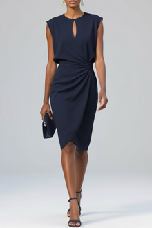 Katharina | Damen Midi-Kleid mit Schlüsselloch-Ausschnitt und Raffung – Marineblau