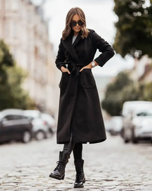 Eleganter Damenmantel - Stylischer Wintermantel mit Revers und Gürtel – Schwarz