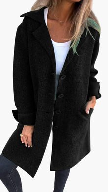 Karin | Damen Stylischer Button-Front Mantel im Relaxed Fit – Schwarz
