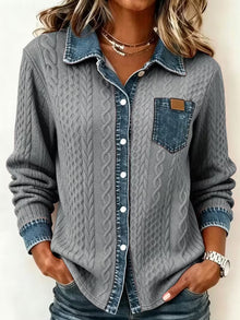 Eryna – Langärmliges Shirt mit Zopfmuster und Jeanskragen – Grau