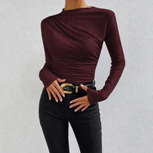Livia - Figurbetontes Langarmshirt mit Rüschen – Burgunder