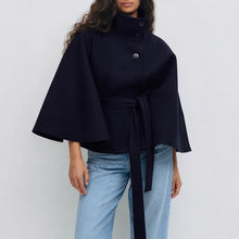 Loraine - Schicke Damenjacke mit Gürtel – Blau