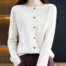 Ina - Eleganter Damenpullover mit Rundhalsausschnitt – Weiß