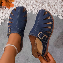 Alvena – Flache Sandalen mit Geschlossener Zehenpartie Ausschnitt Und Schnalle – Marineblau