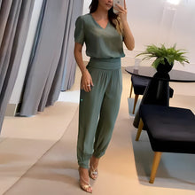 Alexandra - Trendiges Set mit Bluse und Hose – Oliven