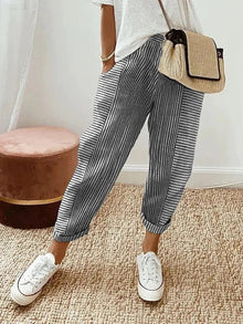 Lore | Bequeme gestreifte Hosen – Schwarz