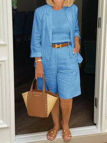 Karin | Die Eleganz eines kompletten Outfits – Himmelblau