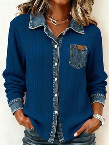 Eryna – Langärmliges Shirt mit Zopfmuster und Jeanskragen – Blau