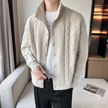 Strickcardigan mit Zopfmuster und Stehkragen mit Knöpfen – Adrián – Beige