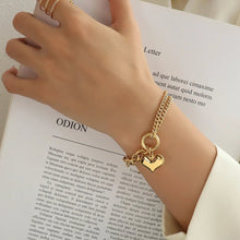 Carmen – Goldenes Herzarmband – Gold