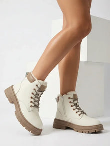 Alosia – Stiefeletten mit Schnürung Und Klobiger Sohle – Weiß