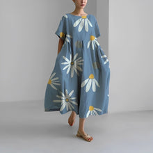 Liriane | Zeitlos romantisches Maxikleid mit Blumenmuster – Blau mit Gänseblümchen