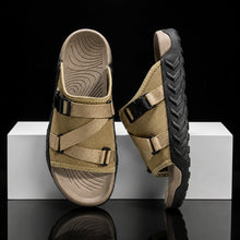 Hatton – Sandalen Mit Verstellbaren Gekreuzten Riemen Und Schnallenverschluss – Beige